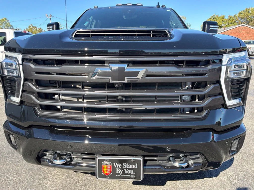 Used 2026 Black Chevrolet High Country image 8