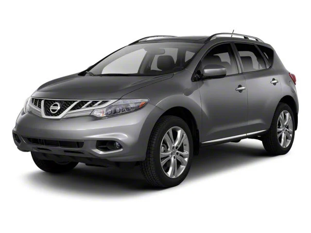 Used 2013 Super Black Clearcoat Nissan LE image 4