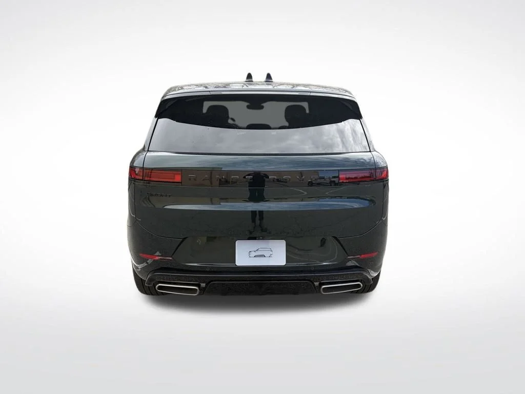 New 2026 Green Land Rover Dynamic SE image 7