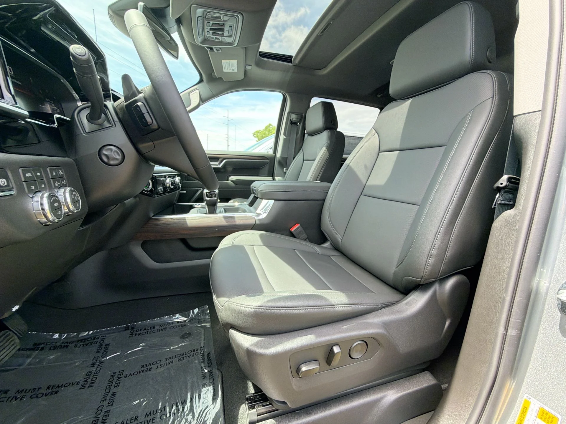 2026 GMC Sierra 1500 SLT - Photo 59
