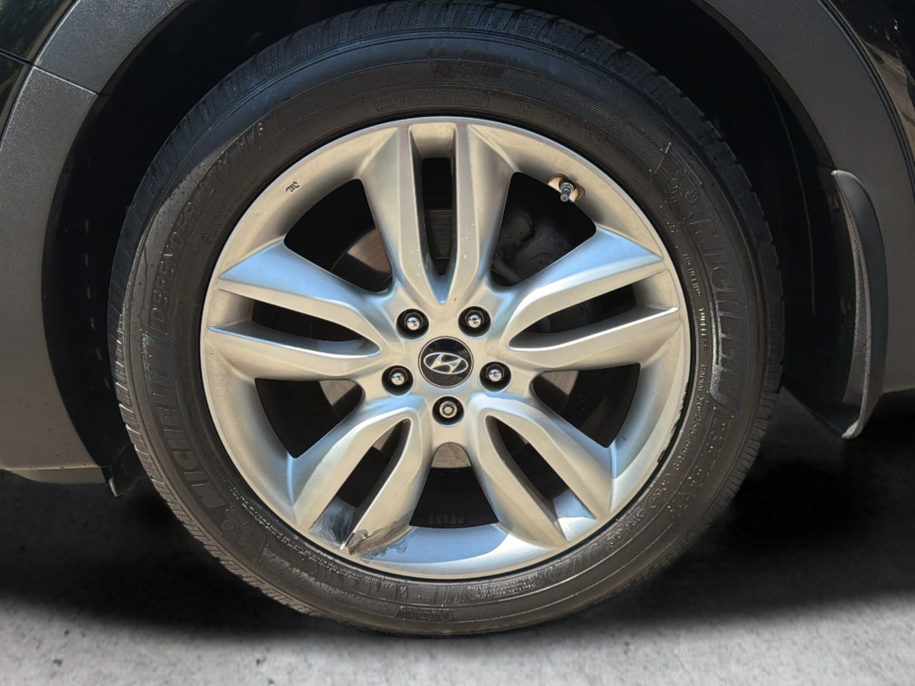 Used 2013 Black Hyundai 2.0L Turbo image 13