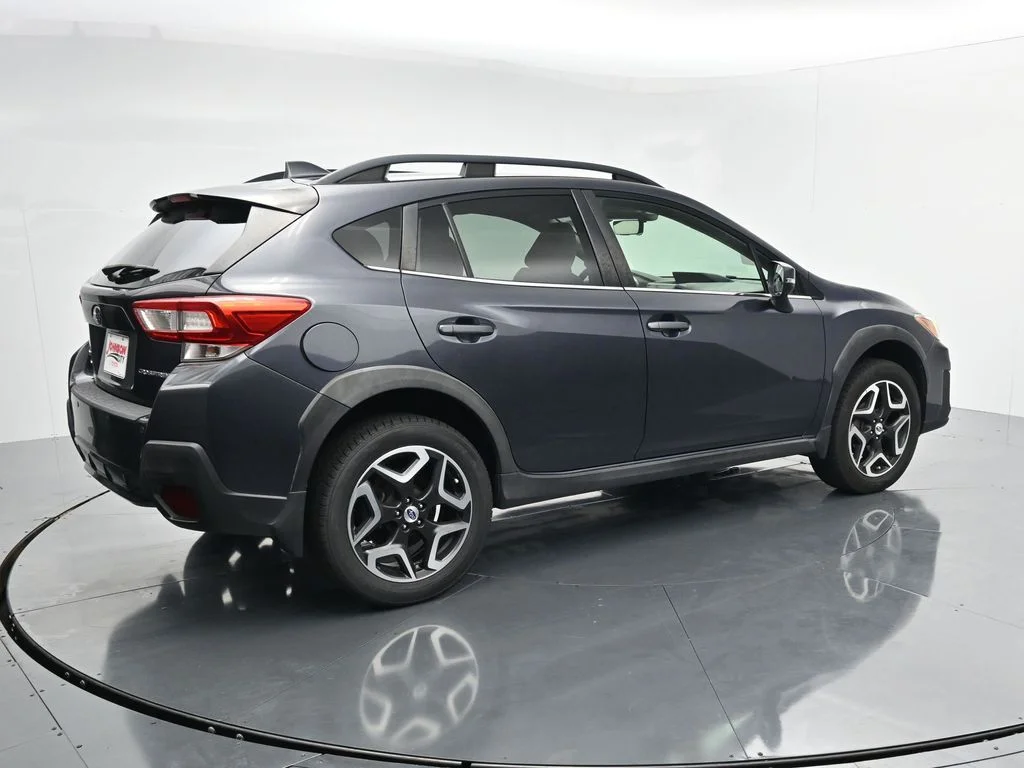 Used 2018 Gray Subaru 2.0i Limited image 8