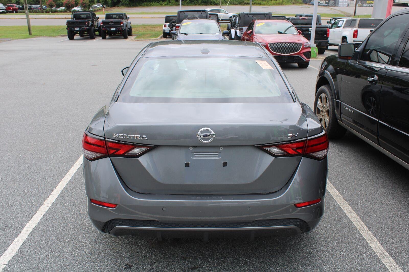 Used 2020 Gun Metallic Nissan SV image 5
