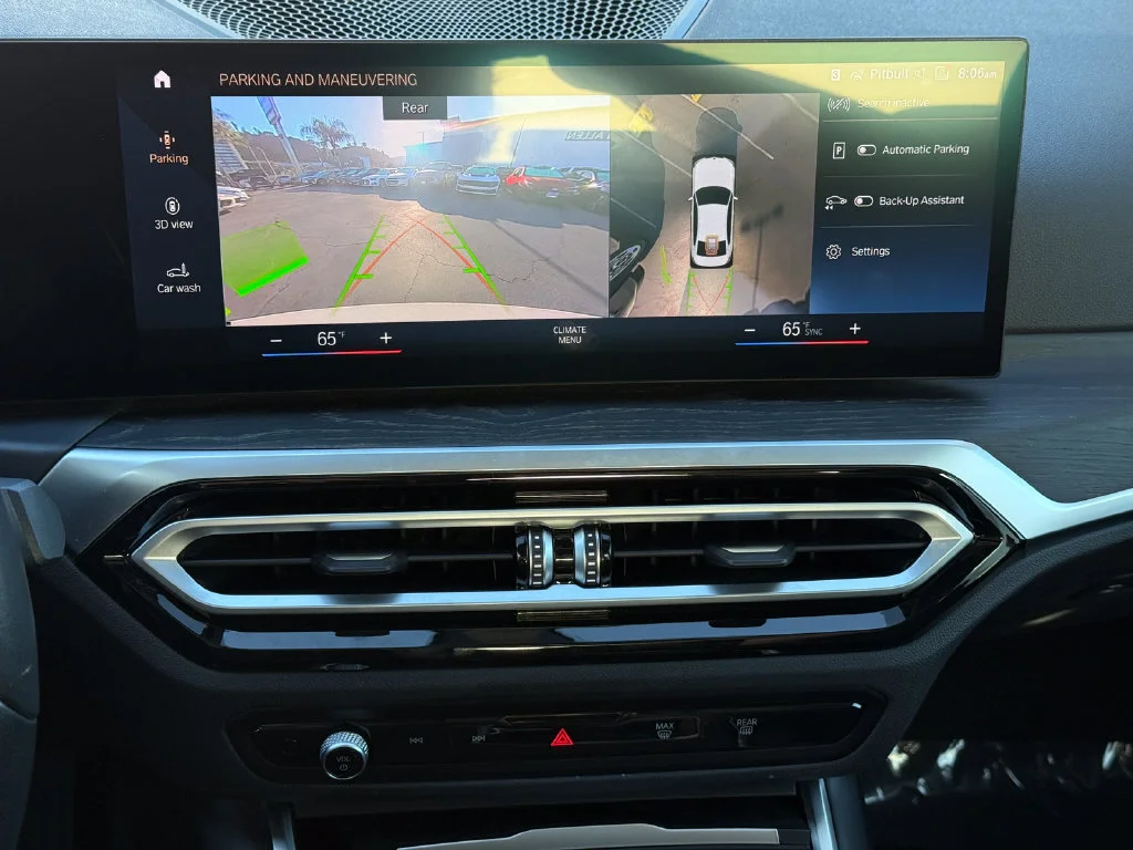 Used 2024  BMW NA image 29