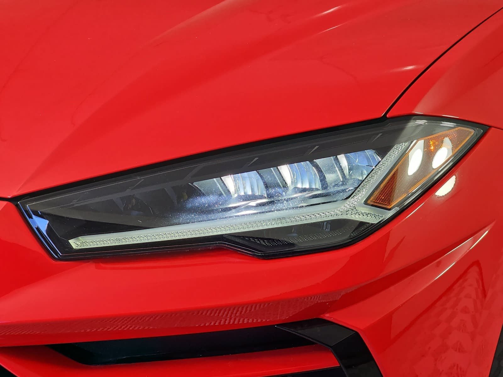 2020 Lamborghini Urus Base - Photo 31
