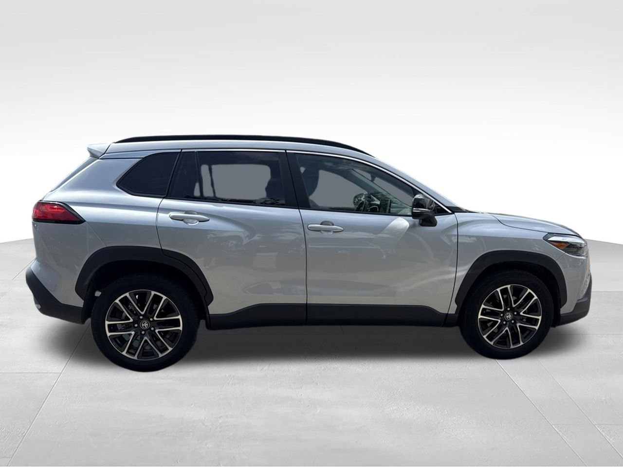 Used 2026 Silver Toyota XLE image 4