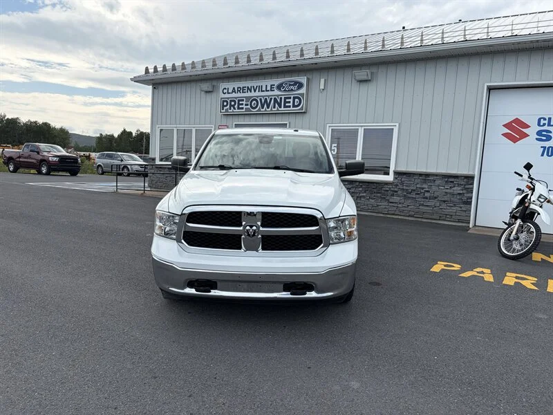 Used 2023 White RAM Warlock image 1