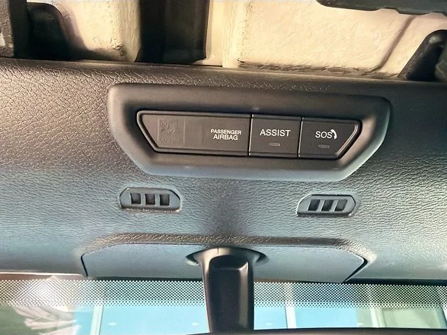 Used 2022 Silver Jeep Unlimited Sport Altitude image 22