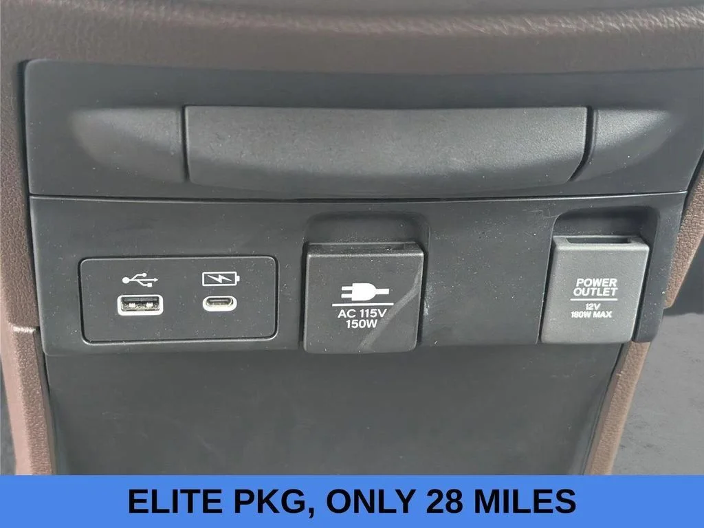 Used 2025 White Honda Elite image 28