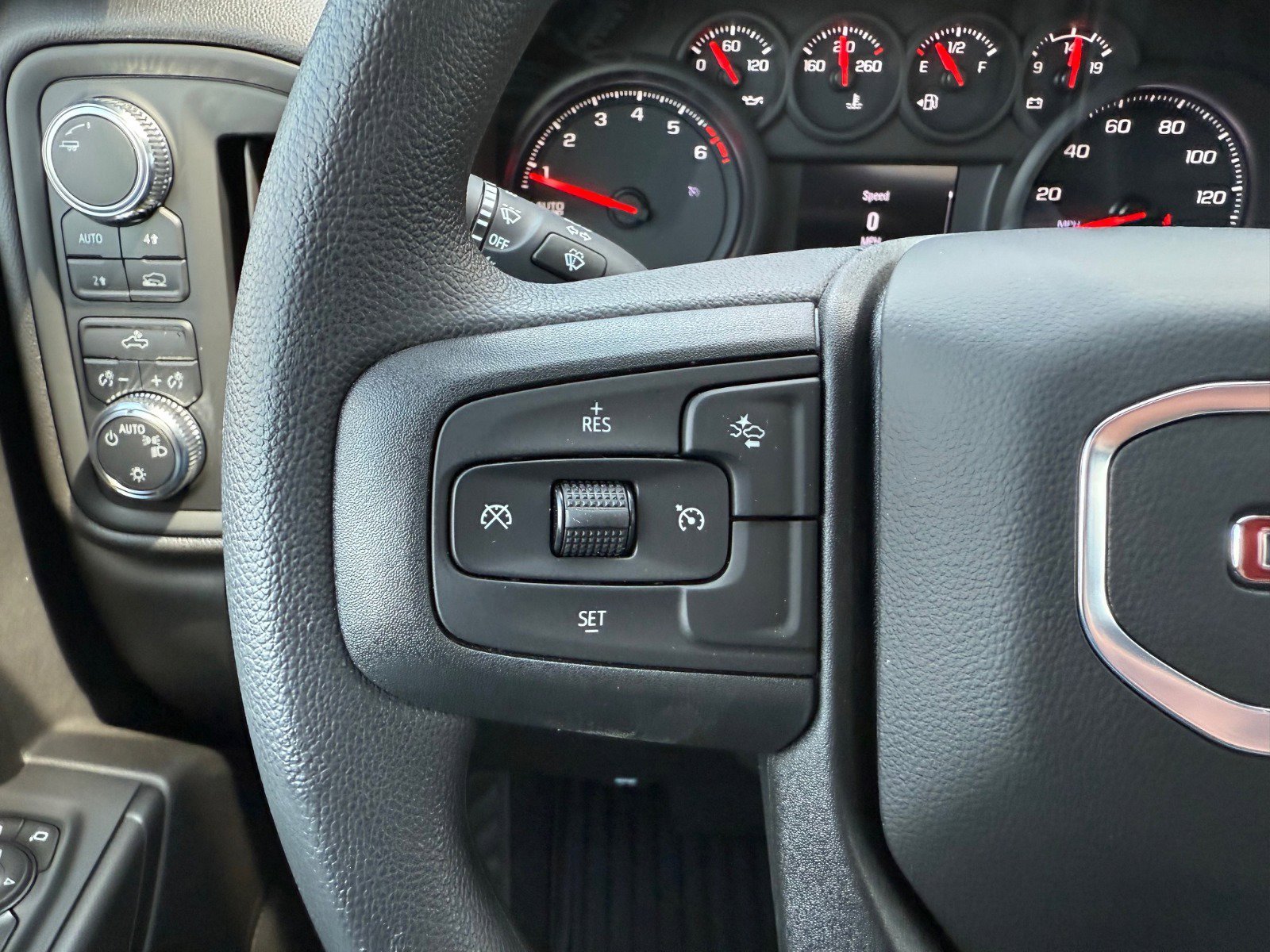 2025 GMC Sierra 1500 Pro - Photo 17