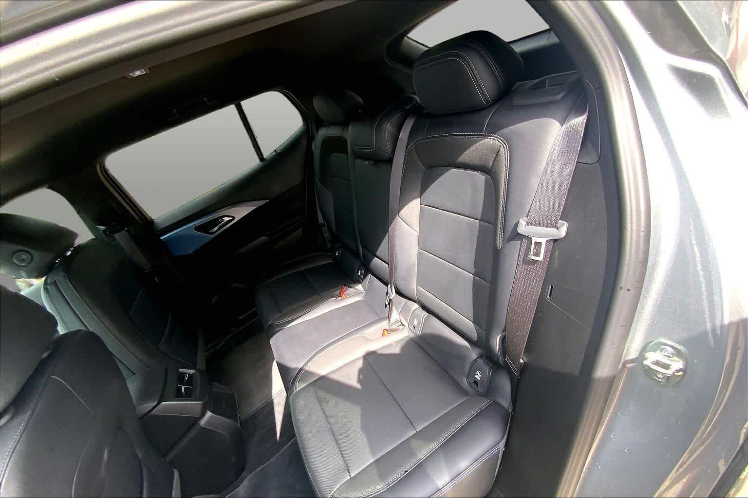 Used 2025 Sterling Gray Metallic Chevrolet LT2 w/PDE image 20