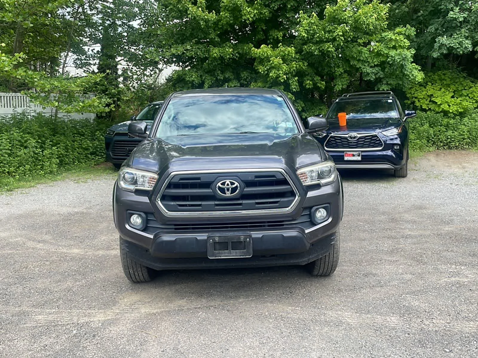 Used 2017 Magnetic Gray Metallic Toyota SR5 image 13
