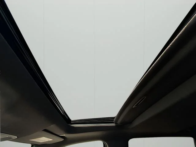 Used 2025 Black Chevrolet High Country image 39
