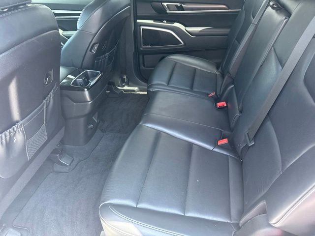 Used 2024 White Kia LX image 16