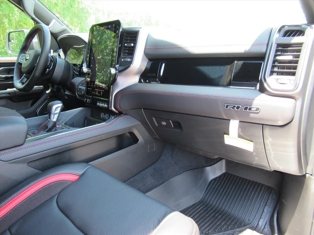 New 2026 Diamond Black Crystal Pearl-Coat Exterior Paint RAM RHO image 13