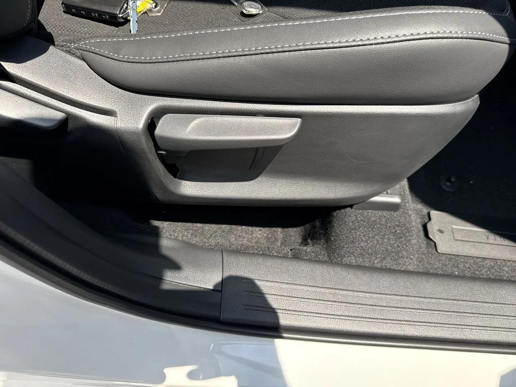 New 2026 Rhodium White Metallic Mazda 2.5 S Preferred AWD image 45
