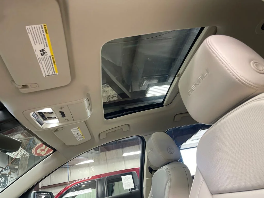 Used 2023 White GMC Denali image 15