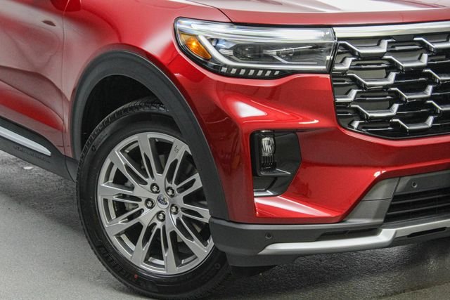 New 2027 Ruby Red Metallic Tinted Clearcoat Ford Platinum™ image 2