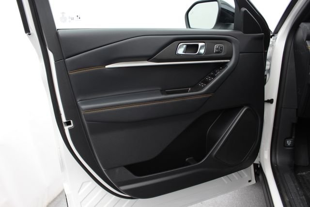 New 2026 Star White Metallic Tri-Coat Ford Tremor® image 12