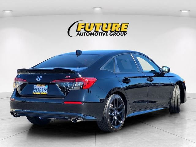 Used 2024  Honda Base image 4