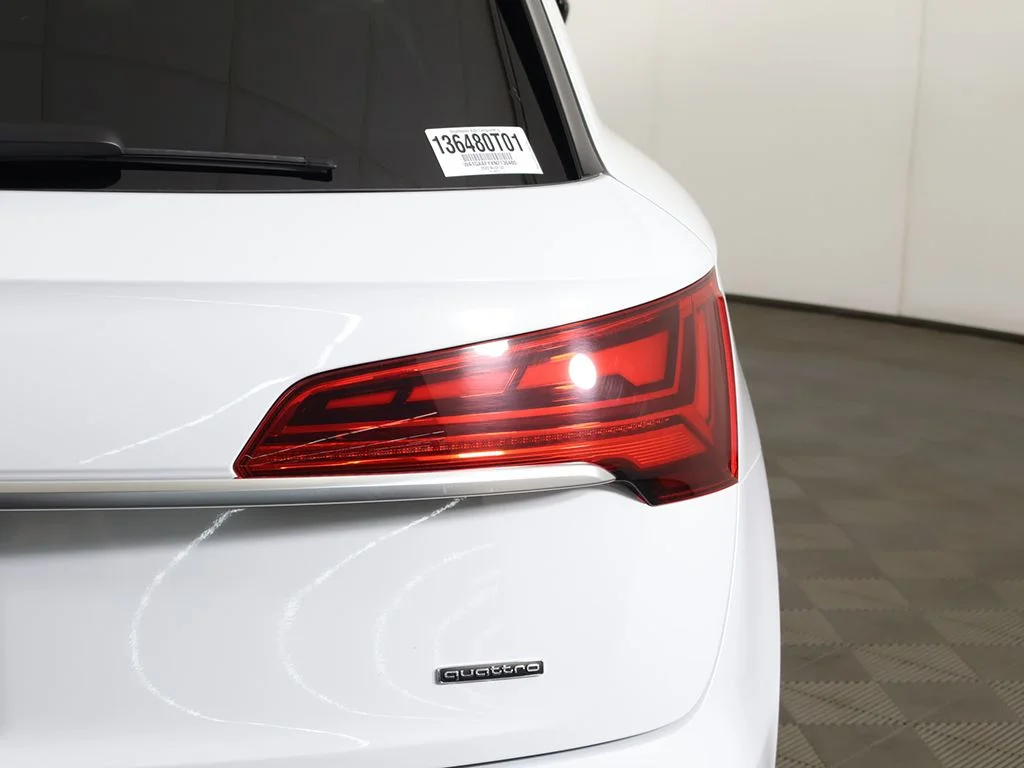 Used 2022 Glacier White Metallic Audi 45 S line Premium image 17