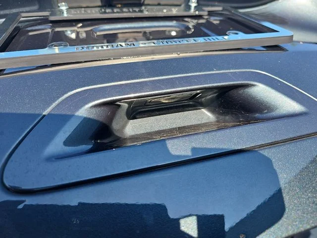 Used 2022 Blue Ford SEL image 13