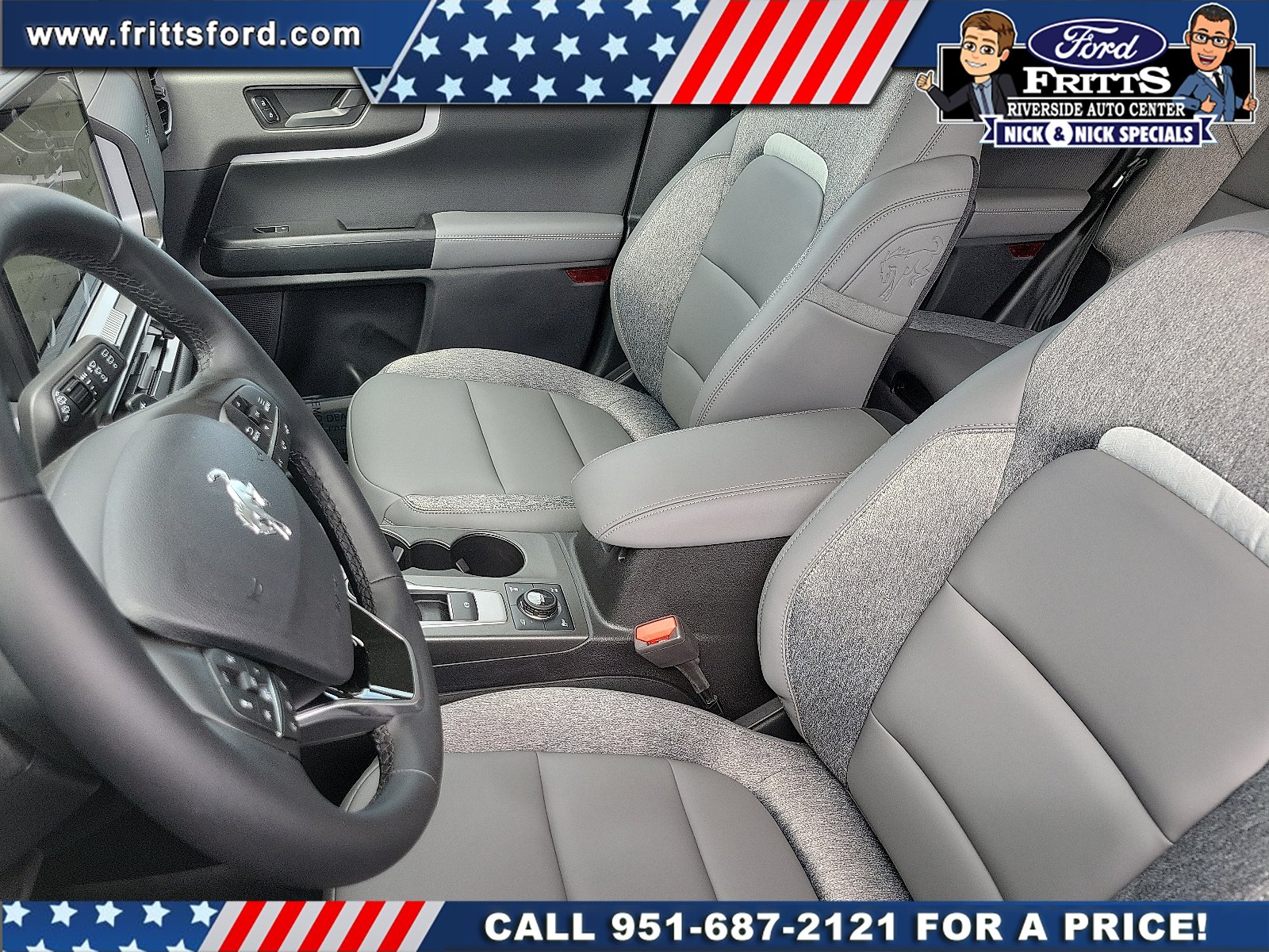New 2026 Oxford White Ford Badlands® image 5