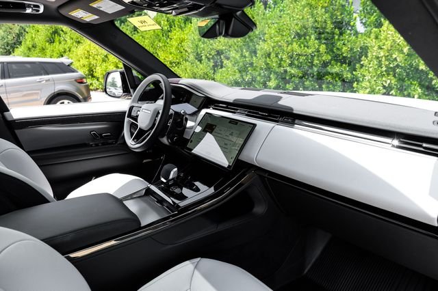 New 2026 White Land Rover Dynamic SE image 19