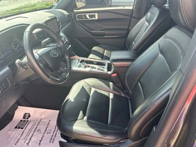 Used 2020 Gray Ford XLT image 25