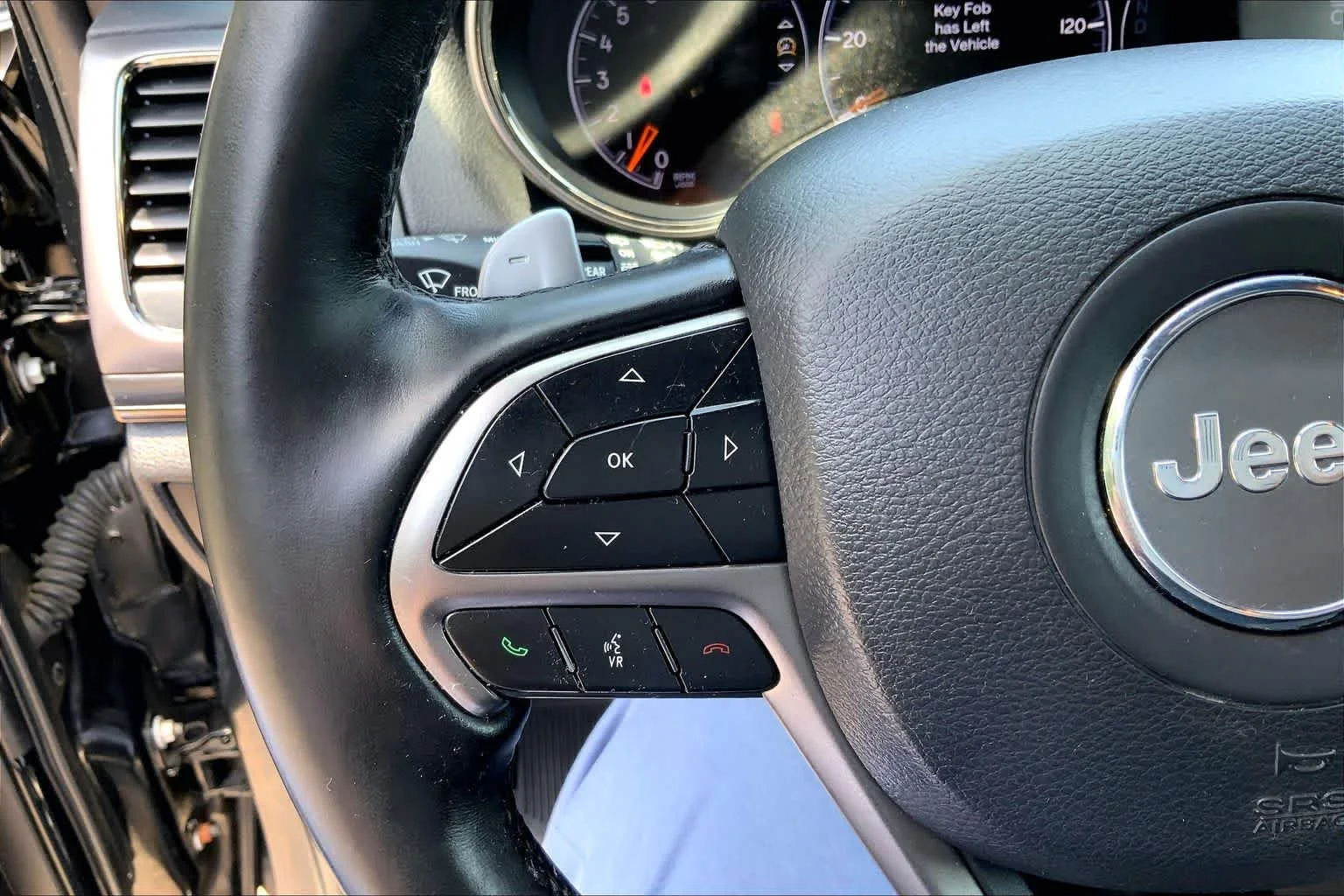 Used 2020 Diamond Black Crystal Pearlcoat Jeep Limited X image 23