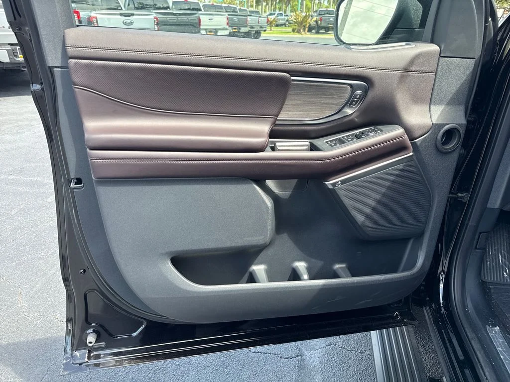 New 2026 Black Ford Platinum image 20