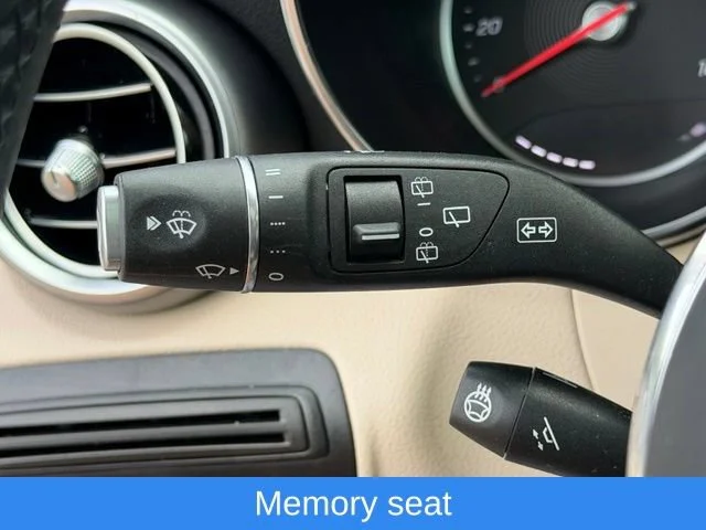 Used 2020 Silver Mercedes-Benz 4MATIC® image 20