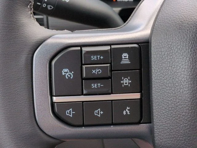 New 2026 Agate Black Metallic Ford XLT image 24