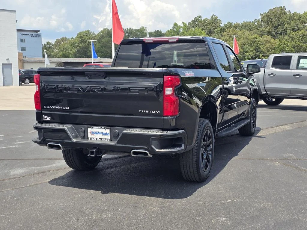Used 2023 Black Chevrolet Custom Trail Boss image 7