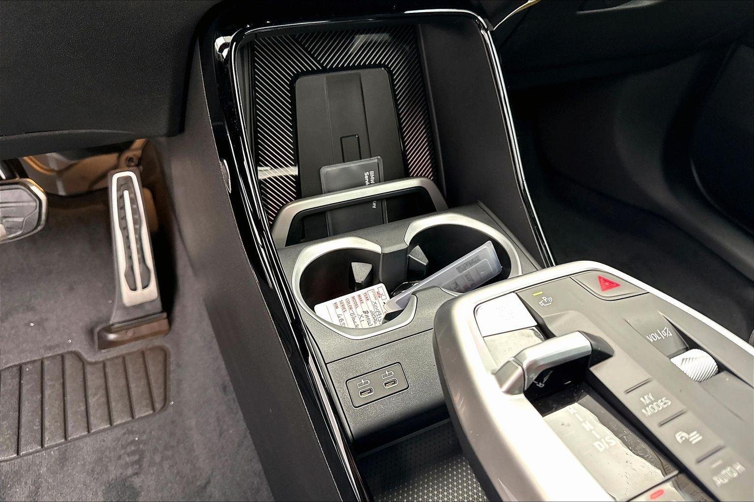 New 2026 Black Sapphire Metallic BMW M35i image 22
