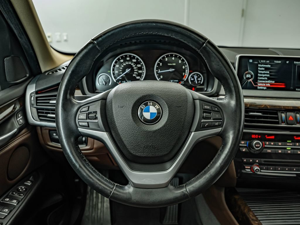 Used 2015 Black Sapphire Metallic BMW xDrive35i image 24