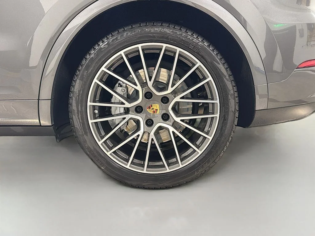 Certified Used 2023 Quartzite Grey Metallic Porsche Turbo image 35