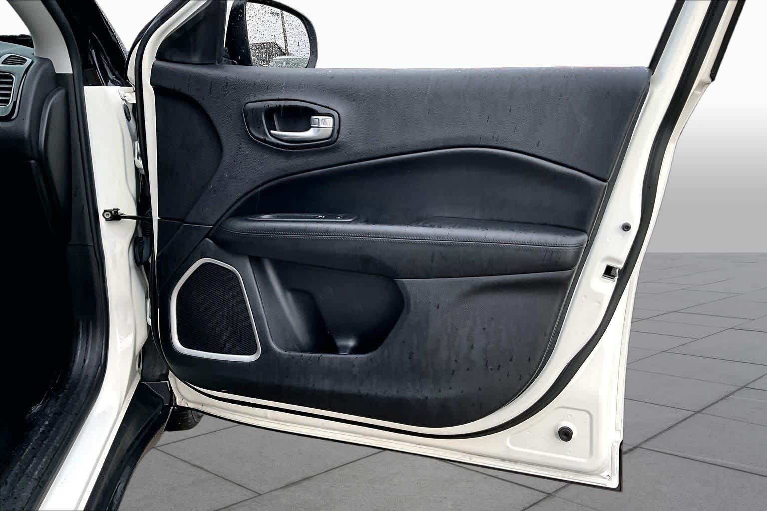 Used 2021 White Clearcoat Jeep Altitude image 22