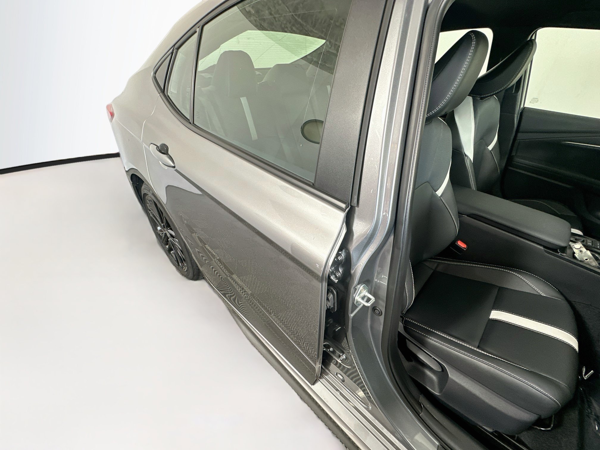 Certified Used 2026 Heavy Metal Toyota SE image 28