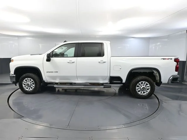 Certified Used 2022 White Chevrolet LT image 11