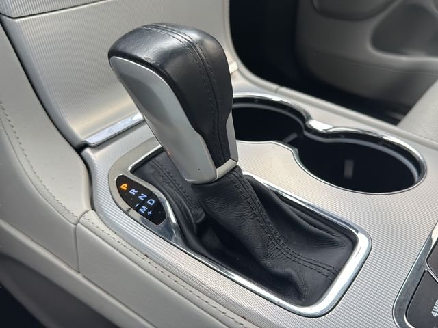Used 2018 Black Jeep Summit image 24