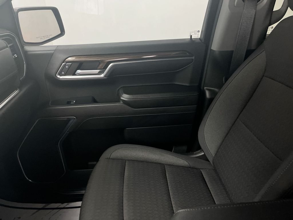 Used 2023 Red Chevrolet LT image 11