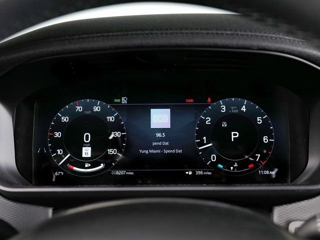 Certified Used 2025 Santorini Black Metallic Land Rover Dynamic SE image 19