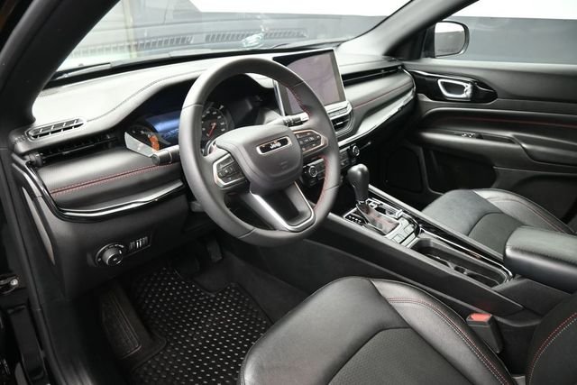 Used 2024 Black Jeep Trailhawk image 18