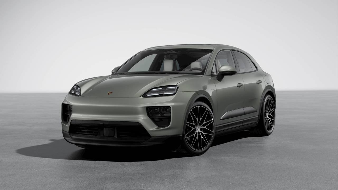 2026 Porsche Macan Base