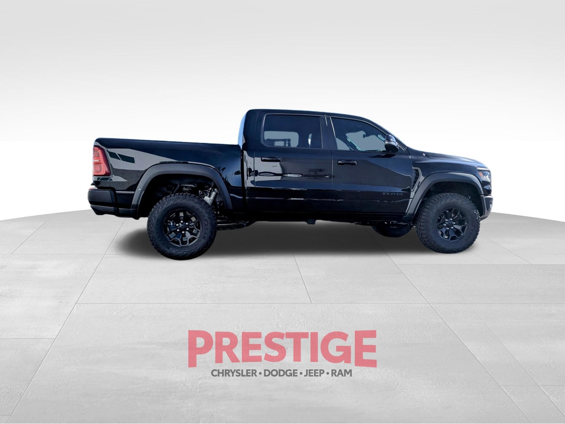 New 2026 Diamond Black Crystal Pearl-Coat Exterior Paint RAM RHO image 4