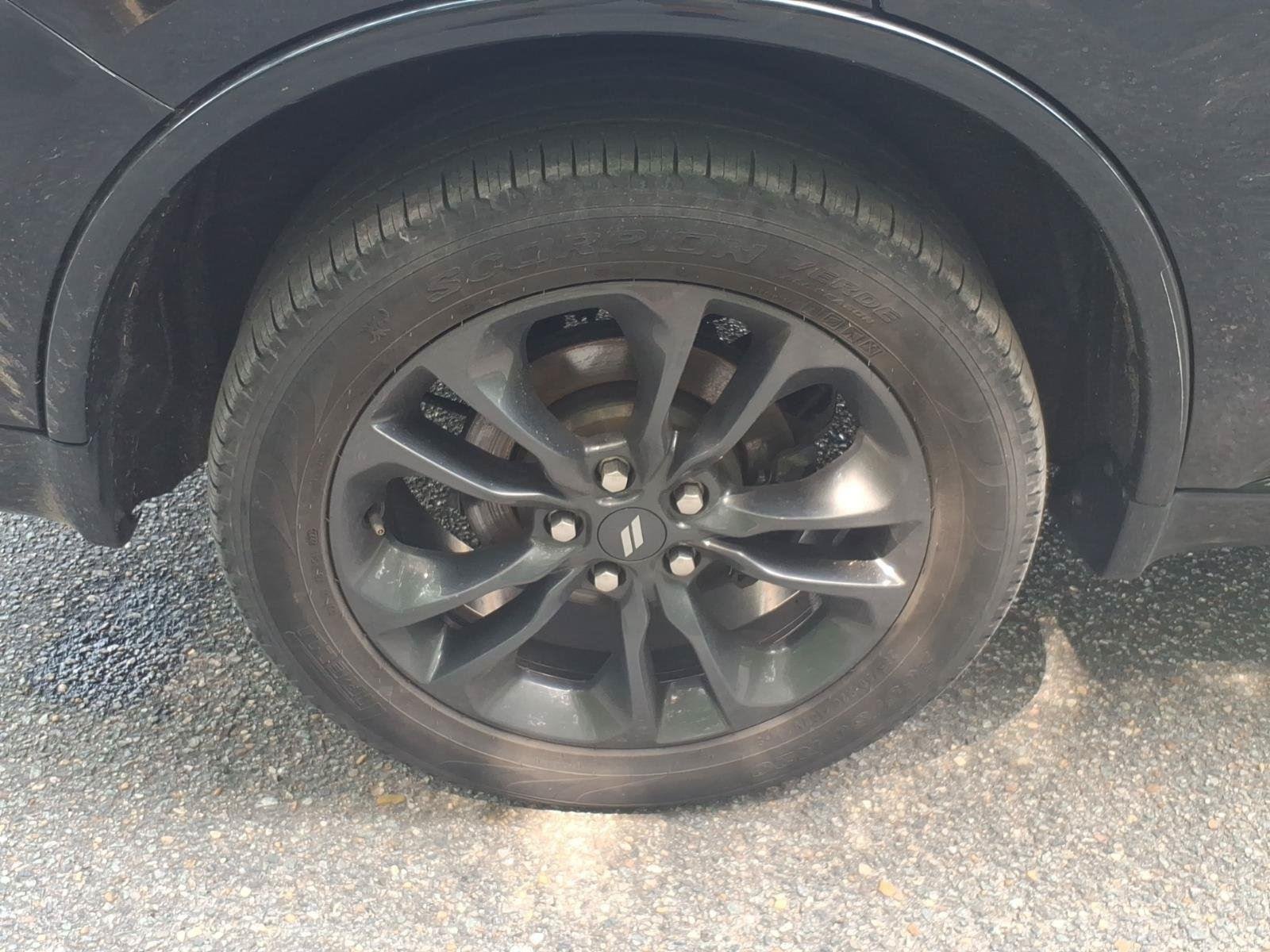 Used 2022 DB Black Clearcoat Dodge R/T Plus image 10