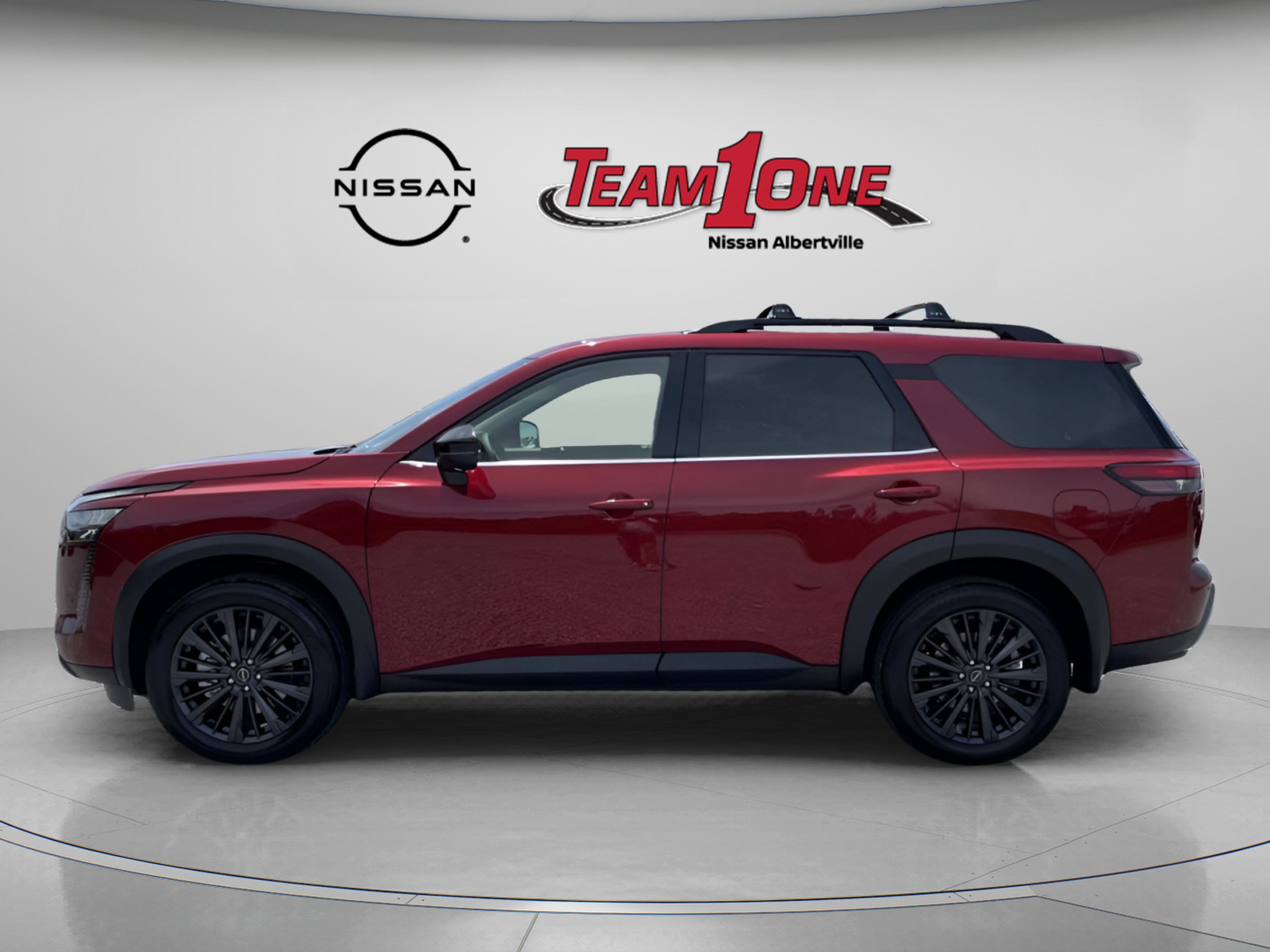 New 2026 Scarlet Ember Tintcoat Nissan SL image 4