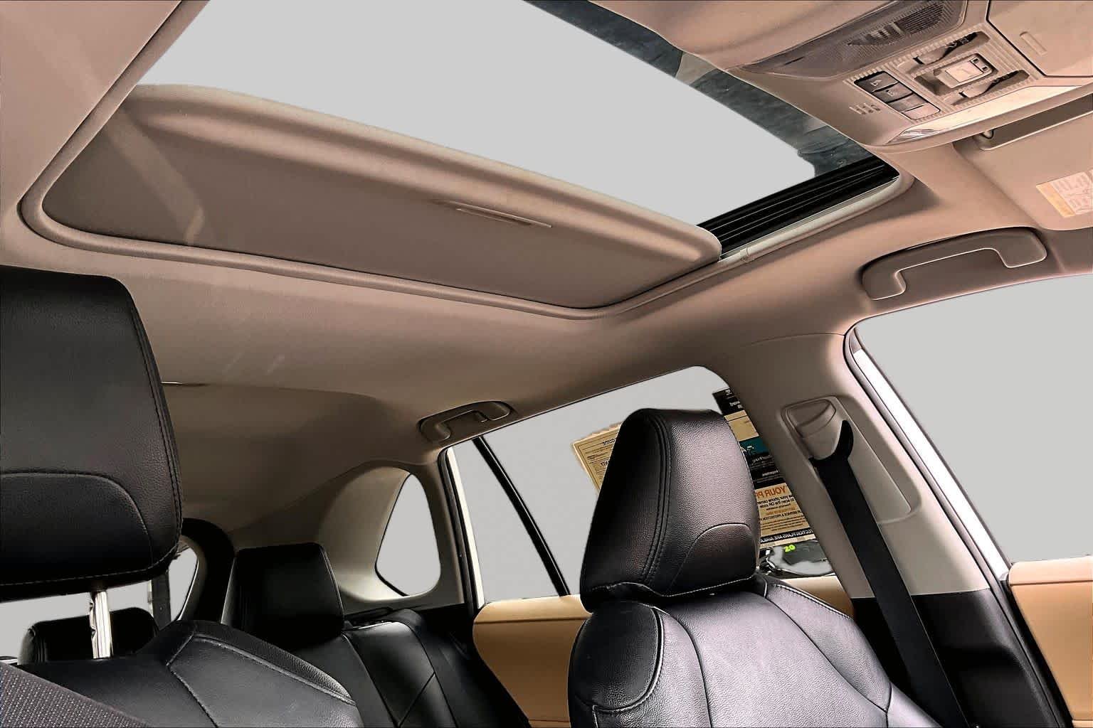 Used 2020 Super White Toyota XLE image 15