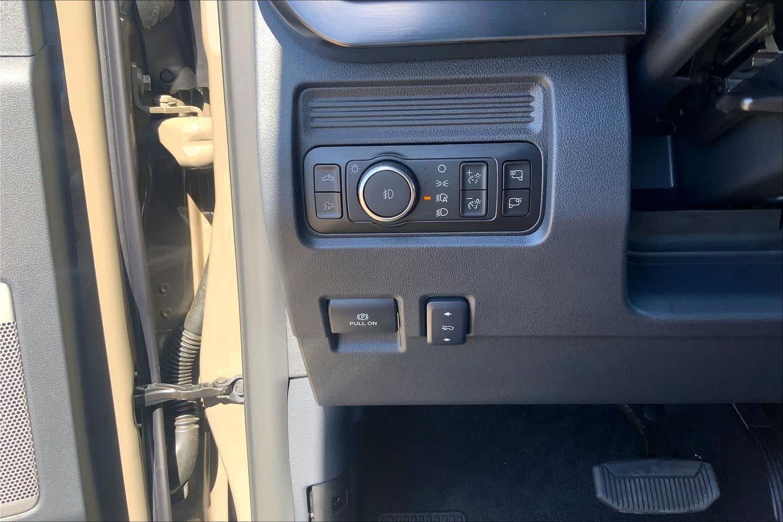 New 2026 Marsh Gray Ford F-250® Lariat® image 20